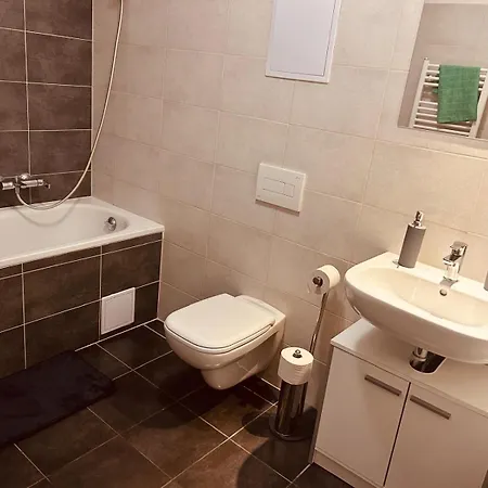 Apartment Happy Blue Downtown Center Bratislava
