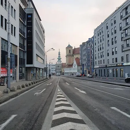 Happy Blue Downtown Center ブラチスラヴァ