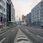Happy Blue Downtown Center Μπρατισλάβα
