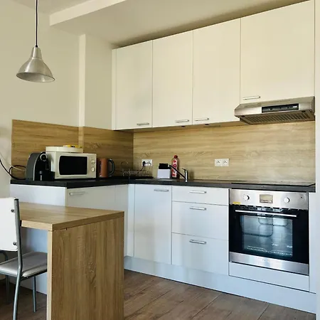 Happy Blue Downtown Center * Bratislava